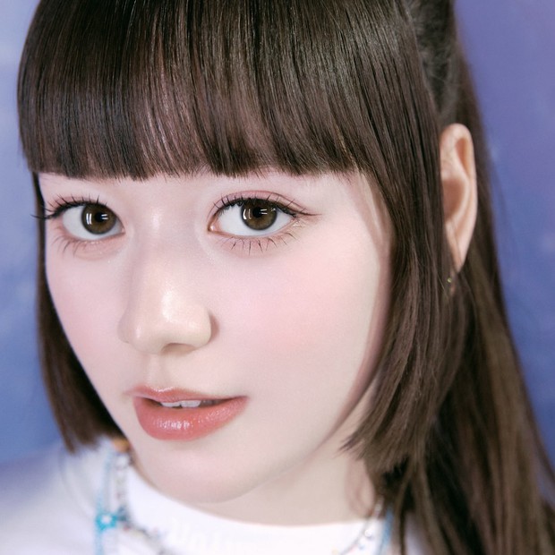 Tân binh nữ nhà JYP mang nửa dòng máu Việt Nam, nhan sắc lai tây chuẩn xu hướng idol thế hệ mới - Ảnh 3. Tân binh nữ nhà JYP mang nửa dòng máu Việt Nam, nhan sắc lai tây chuẩn xu hướng idol thế hệ mới - Ảnh 3.