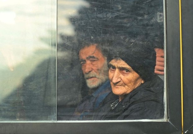 Nổ lớn tại trạm nhiên liệu ở Nagorno-Karabakh, 200 người thương vong - Ảnh 2.