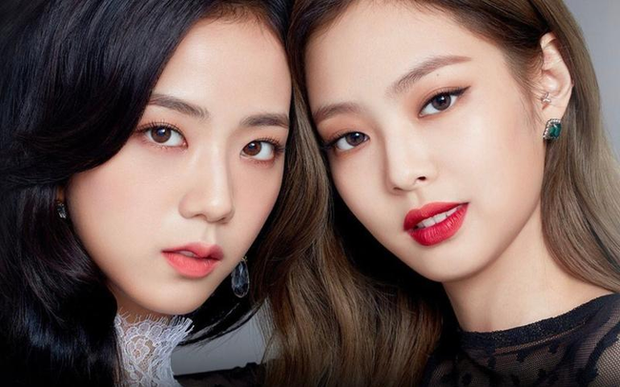 Rộ tin tin Jisoo và Jennie (BLACKPINK) lập công ty riêng, khán giả ủng hộ - Ảnh 1. Rộ tin tin Jisoo và Jennie (BLACKPINK) lập công ty riêng, khán giả ủng hộ - Ảnh 1.
