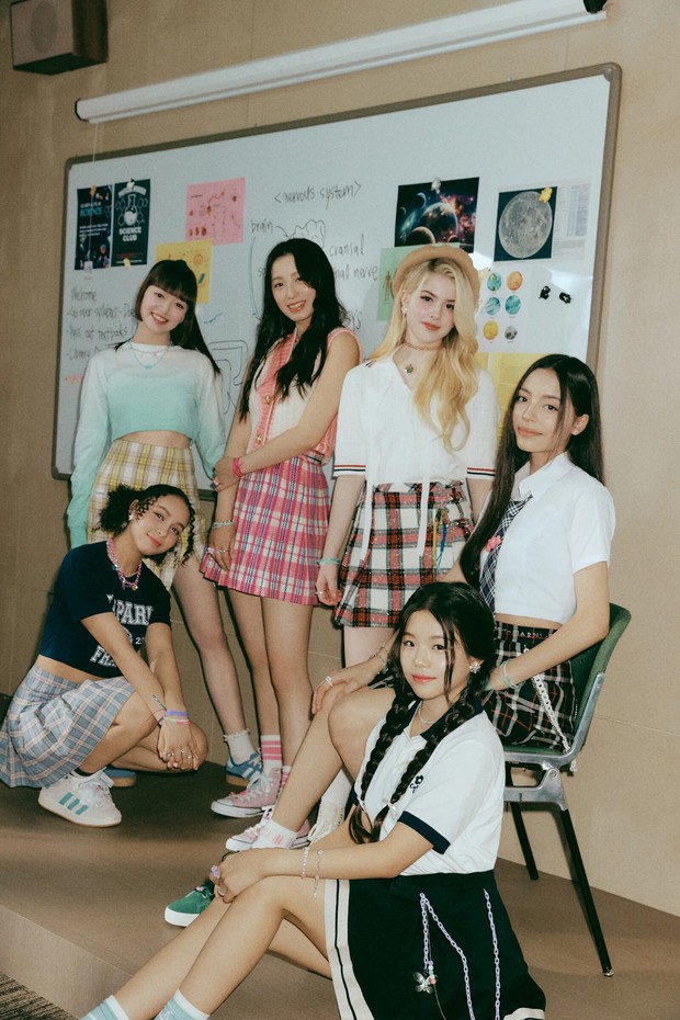 Tân binh nữ nhà JYP mang nửa dòng máu Việt Nam, nhan sắc lai tây chuẩn xu hướng idol thế hệ mới - Ảnh 2. Tân binh nữ nhà JYP mang nửa dòng máu Việt Nam, nhan sắc lai tây chuẩn xu hướng idol thế hệ mới - Ảnh 2.