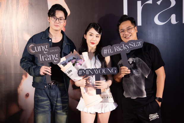 Mina Young - Cuộc hành trình đầy bất ngờ từ thầy giáo Ba đến ngôi sao âm nhạc - Hấp dẫn hơn cả Ricky Star
