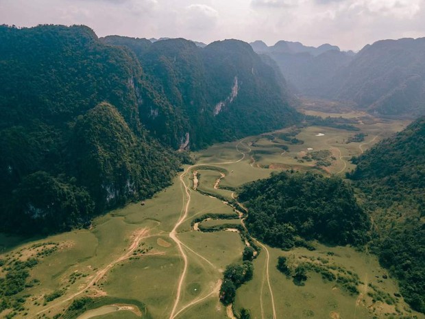 Phát hiện thảo nguyên xanh chỉ cách Hà Nội 2 giờ chạy xe, du khách nhận xét như Mông Cổ thu nhỏ - Ảnh 2.