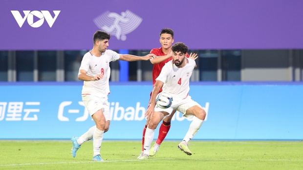 Tìm hiểu ngay 2 bảng tứ kết đầu tiên của môn bóng đá nam ASIAD 19