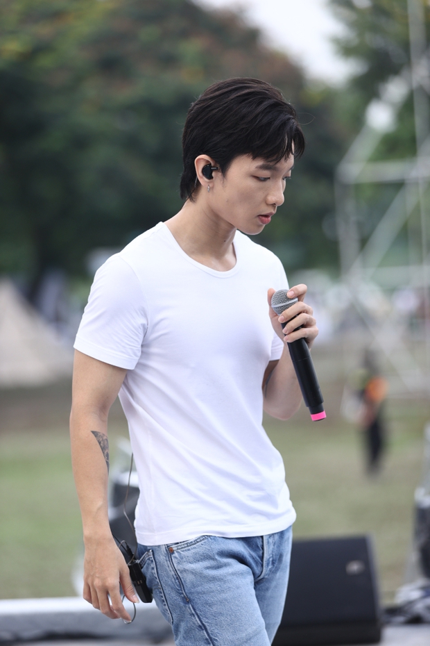 JustaTee và ê-kíp HAY FEST đặc biệt, tập kịch tính lúc 3h sáng cùng dàn nghệ sĩ talenta và ban nhạc đỉnh cao