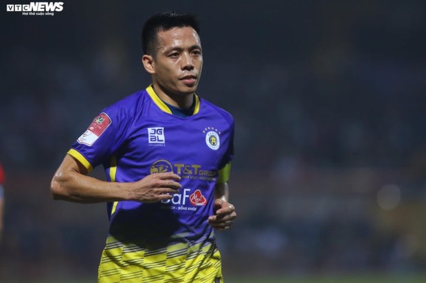 Thêm một con số đáng lo! HLV Troussier gặp khó ở tuyển Việt Nam?