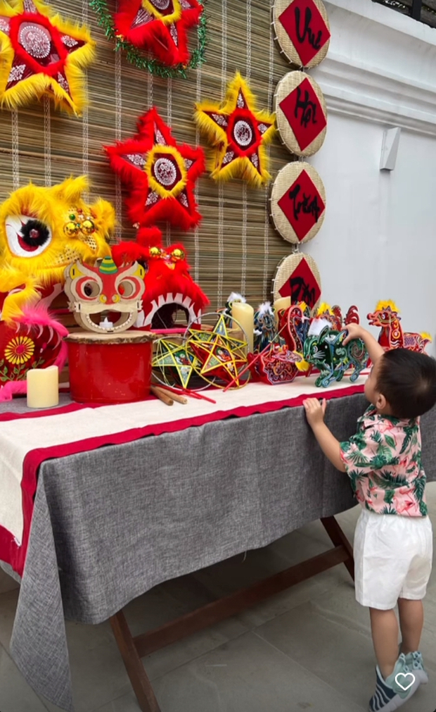 Bí quyết về ngoại hình dễ thương của con trai út 1 tuổi mà Tăng Thanh Hà tiết lộ