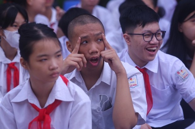 Khai giảng tại ngôi trường đặc biệt ở Hà Nội, dùng tay hát quốc ca - Ảnh 11.