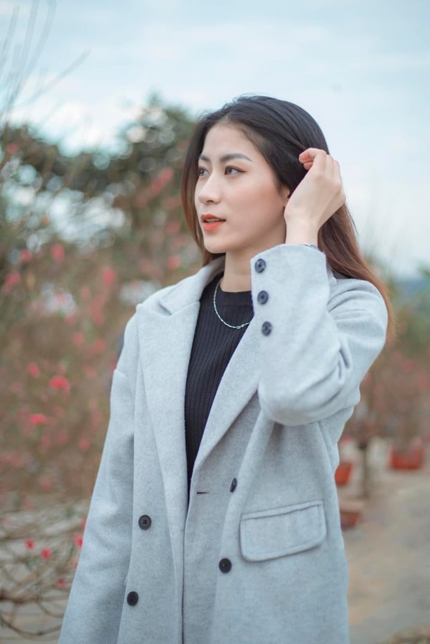 Cùng ngắm vẻ đẹp tự nhiên nổi bật của hoa khôi bóng chuyền Kiều Trinh