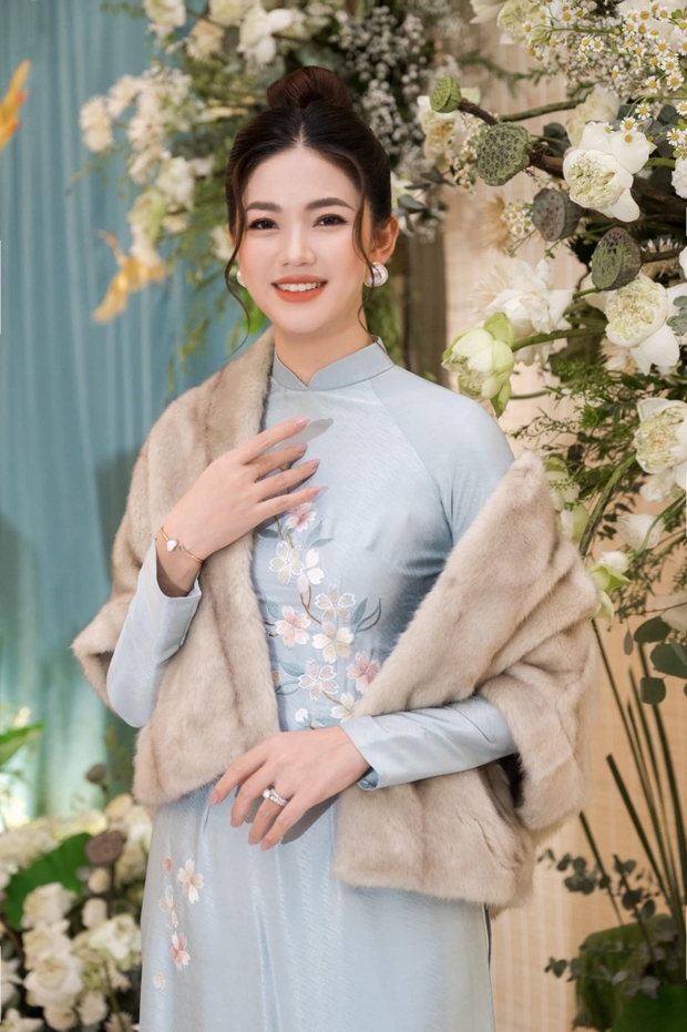 Góa phụ Á hậu chinh phục đại gia giàu có: Bí quyết giữ dáng nóng bỏng khiến mọi người ganh tị