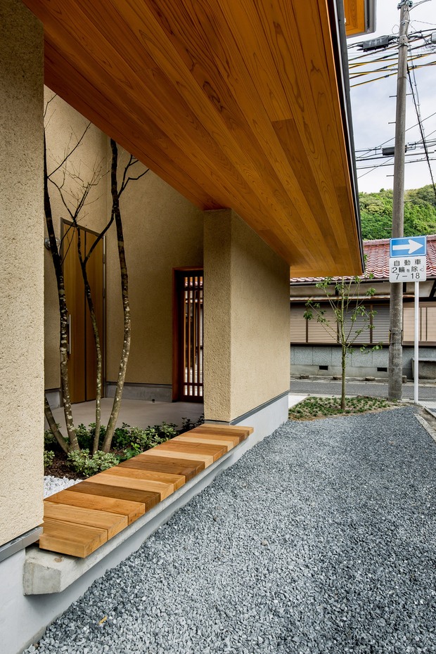Ngôi nhà với khoảng sân vườn thiết kế đẹp như tranh vẽ ở Nhật