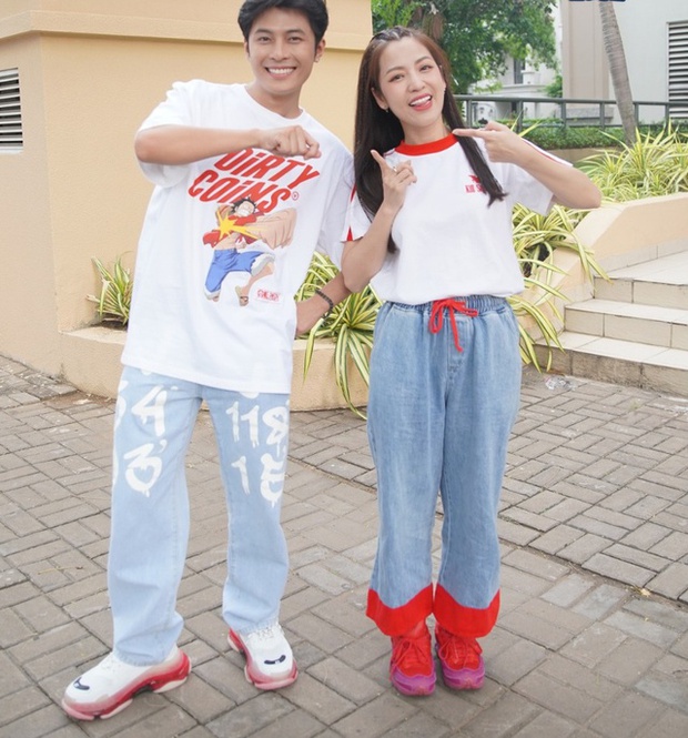 Kỷ niệm 4 năm yêu đẹp đến rơi nước mắt: Xem ảnh hiếm Puka và Gin Tuấn Kiệt cầu hôn và khám phá bất ngờ!