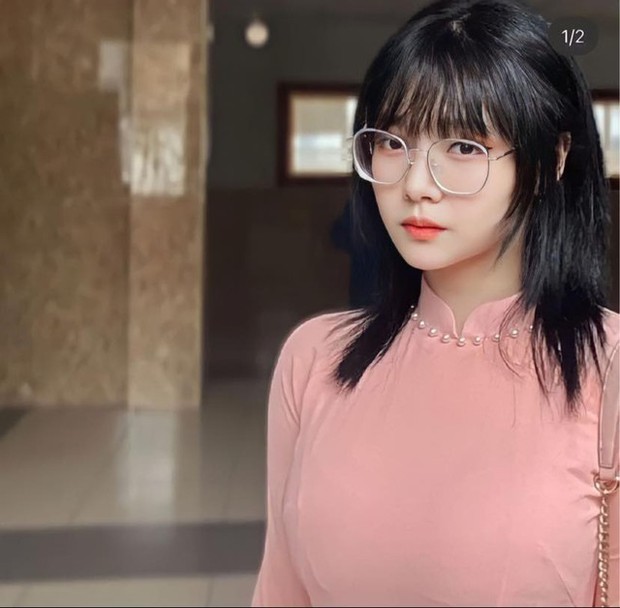 Nữ game thủ táo bạo tự tin nhận gạch đá với bộ trang phục cosplay đỉnh cao