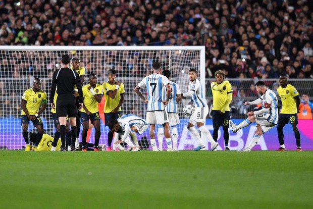 Messi tiết lộ điều đáng lo ngại về sức khỏe sau khi thi đấu ấn tượng đem về chiến thắng cho đội tuyển Argentina