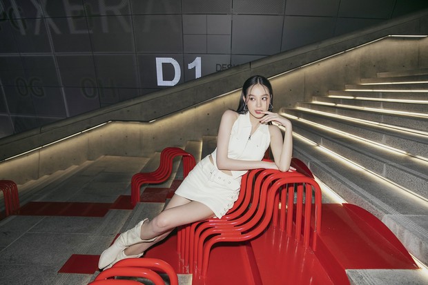 Hoa hậu Thanh Thủy khoe eo thon dự Tuần lễ Thời trang Seoul