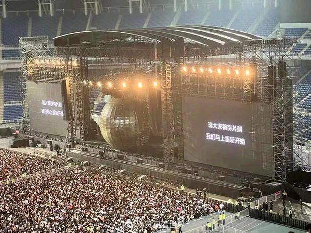 Châu Kiệt Luân diễn toàn diện sau sự cố sân khấu, trở thành tâm điểm thu hút mọi ánh nhìn!