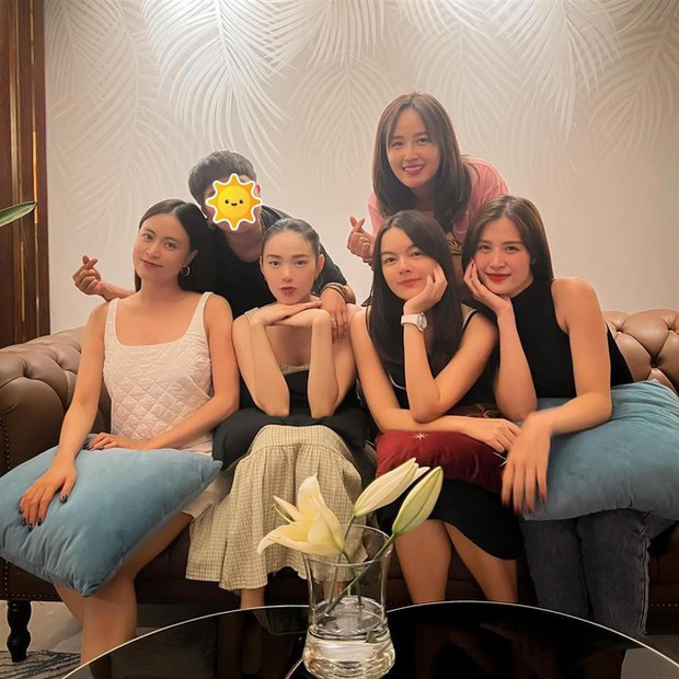 Hội bạn gia đình văn hóa đông đủ tại Vietnamese Concert: Hoàng Thùy Linh chia sẻ trạng thái sau ồn ào phát ngôn