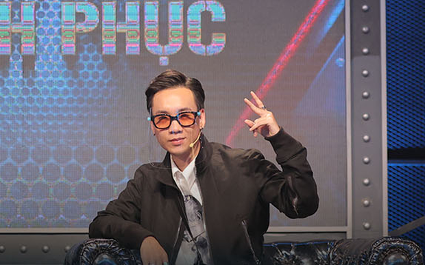 Trâm Anh yêu cầu Rap Việt trao cúp cho JustaTee, nhưng đến nay chưa hề trao đổi câu nào