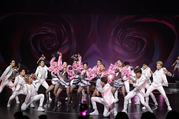 Đối thủ của stylist của dàn chị đẹp bất ngờ bị tố nhận vơ, Denis Đặng lên tiếng tường trình và đưa ra hành động đáp trả!