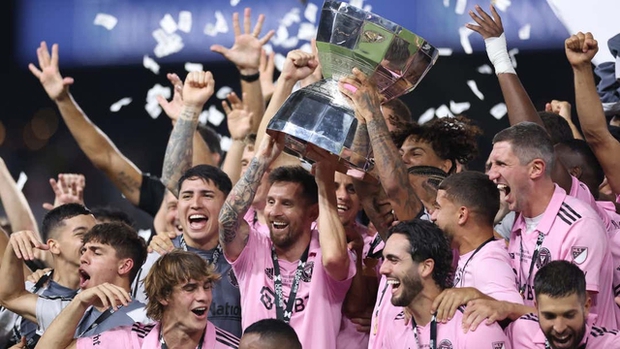 Messi không thể đợi để gặp Ronaldo một lần nữa