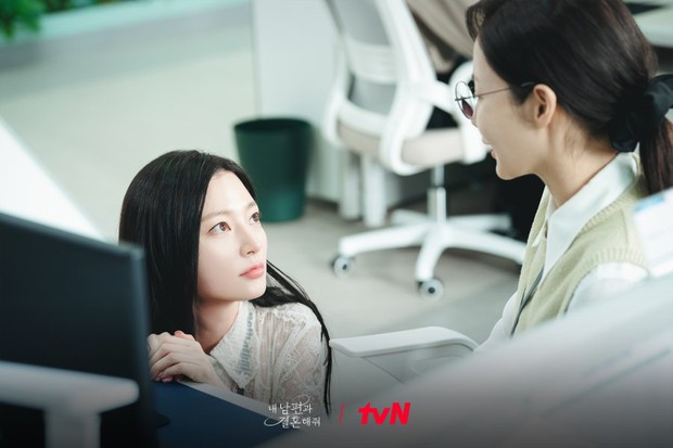 Cô Đi Mà Lấy Chồng Tôi: Màn báo thù đã mắt cực độ, Park Min Young xử lý “tiểu tam” quá cao tay - Ảnh 8.