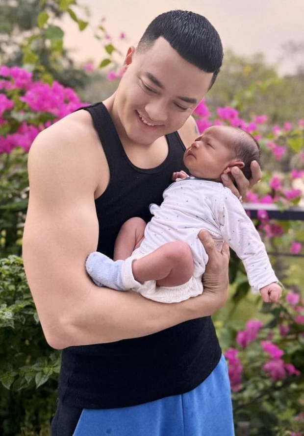 Cao Thái Sơn khoe hình ảnh con đầu lòng, không ngại tự thực hiện điều này