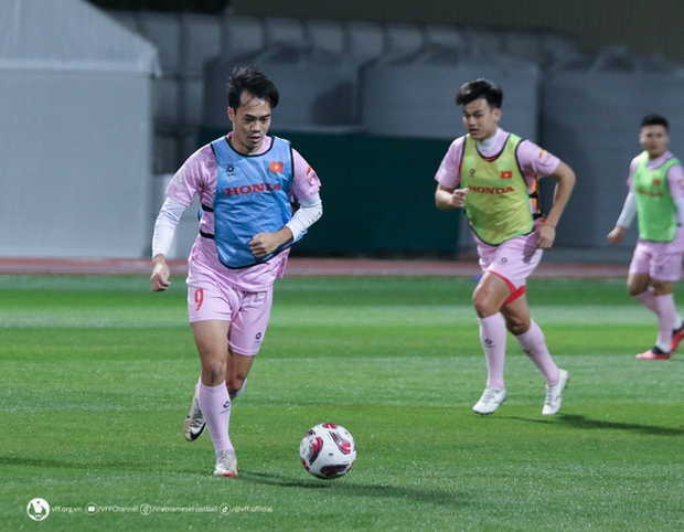 Danh sách 26 cầu thủ ĐT Việt Nam tham dự Asian Cup: Ai là cầu thủ cao 1m92?