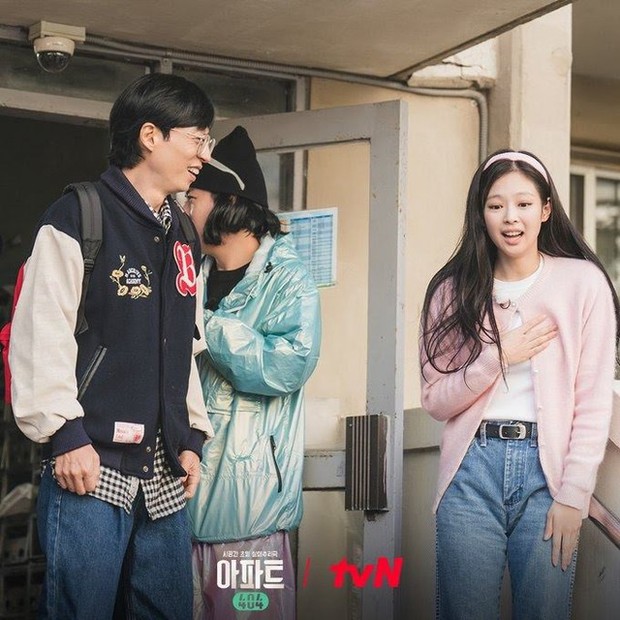 Chủ tịch Jennie gây sốt với loạt ảnh lão hóa ngược bên Yoo Jae Suk, nhìn tưởng tân binh Kpop thế hệ 5 - Ảnh 5.