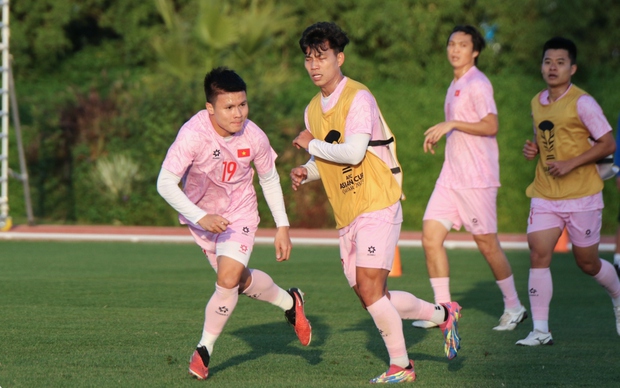 ĐT Việt Nam gặp khó khăn trước trận đấu với ĐT Nhật Bản