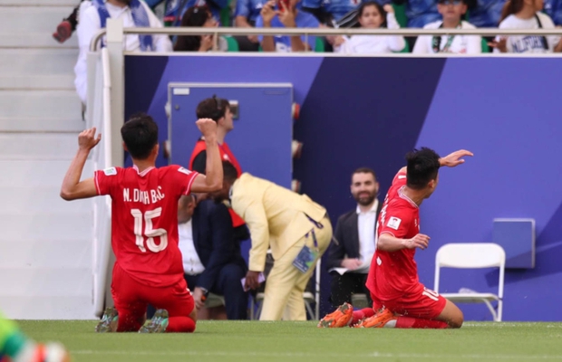 Mãnh hổ Phạm Tuấn Hải tạo địa chấn, sút tung lưới đội tuyển Nhật Bản giúp đội tuyển Việt Nam dẫn 2-1 - Ảnh 5.