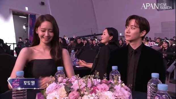 Yoona tất tả tới concert ủng hộ bạn trai tin đồn Junho (2PM) ngay sau khi về Hàn, khiến cả nhà thi đấu dậy sóng - Ảnh 7.