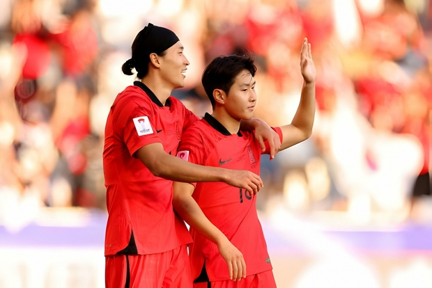 Kết quả Asian Cup 2023: Son Heung Min im tiếng, Hàn Quốc vẫn thắng thuyết phục - Ảnh 2.