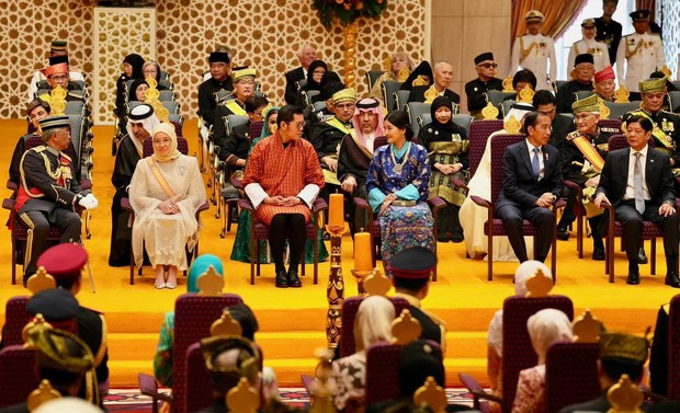 Hoàng hậu vạn người mê của Bhutan tham dự đám cưới Hoàng tử Brunei, nhan sắc hiện tại khiến ai cũng bất ngờ - Ảnh 3.