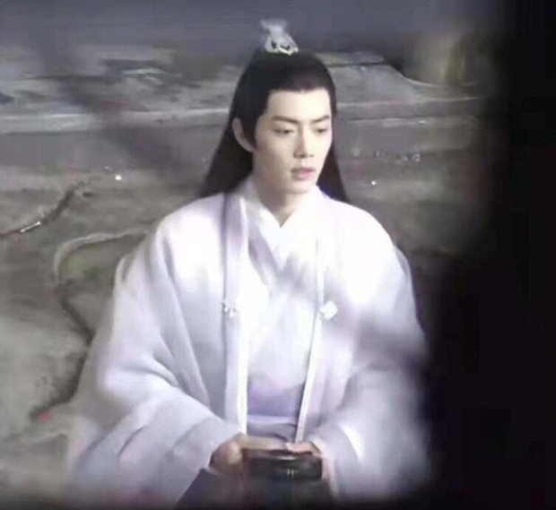 Dương Mịch có phản ứng gì khi bị một người đàn ông đụng chạm ngay giữa nơi đông người? - Ảnh 5.