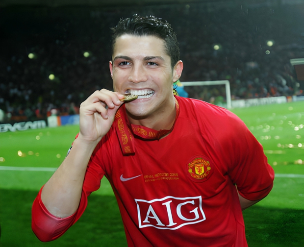 Quý tử 6 tuổi của Ronaldo xuất sắc giành huy chương thể thao đầu tiên, hé lộ ngôi trường cực xịn cậu đang theo học - Ảnh 2.