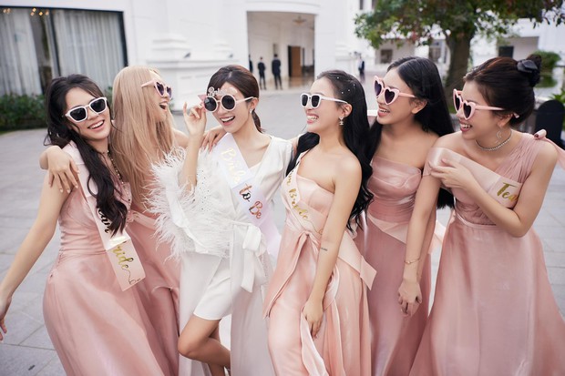 Ngọc Huyền được chồng tặng ôtô ngay trong lễ cưới - Ảnh 14.