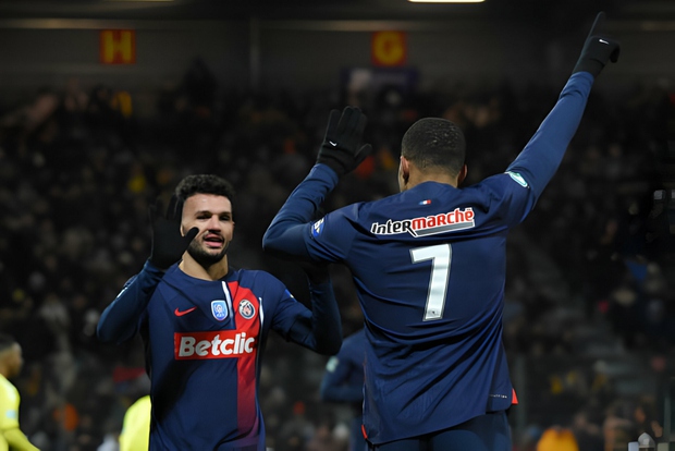 Kết quả bóng đá hôm nay 21/1: PSG thắng đậm, Bayern bị bỏ xa ở Bundesliga - Ảnh 3.