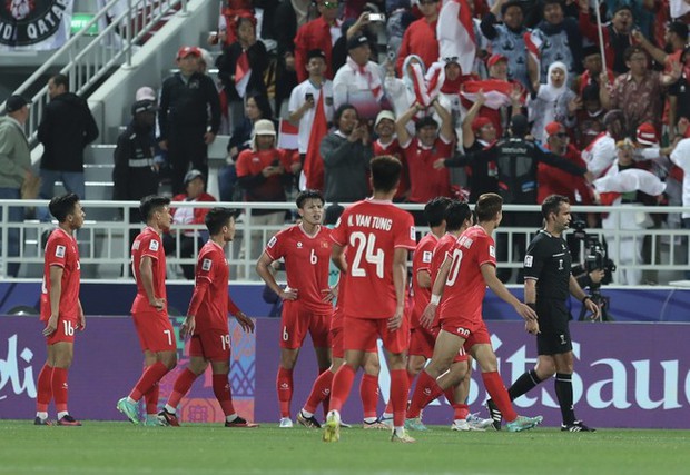 Cựu tuyển thủ Nguyễn Mạnh Dũng: Ông Park có cả vườn cây, ông Troussier chỉ đang ươm mầm - Ảnh 4.