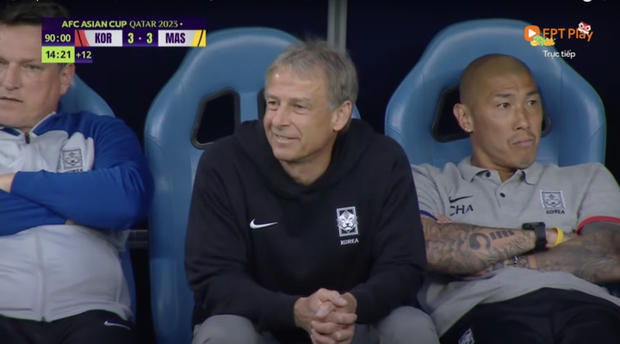 HLV Klinsmann phản ứng lạ, bảng Hàn Quốc có kịch bản khó tin như dàn xếp - Ảnh 1.