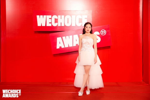 Kiaya và dàn streamer/ MC Esports nổi bật bật trên thảm đỏ Gala WeChoice Awards 2023 - Ảnh 1.