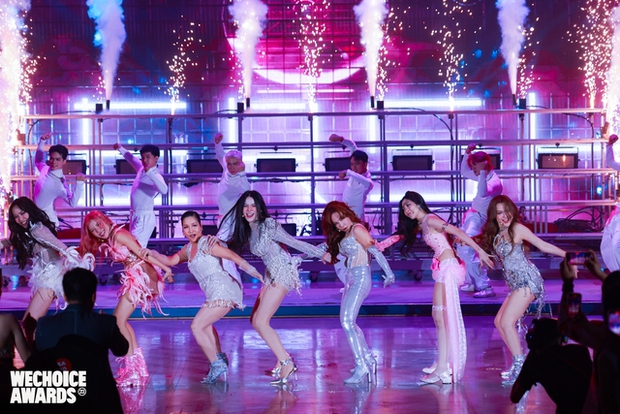 7 chị đẹp khoe visual bén đứt tay ở WeChoice 2023: Khổng Tú Quỳnh yêu kiều, Diệp Lâm Anh - Trang Pháp bốc quá rồi! - Ảnh 6.