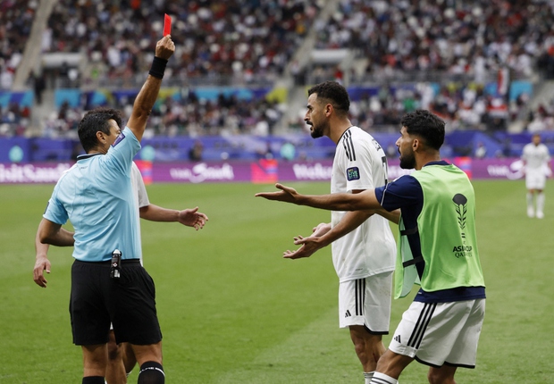 Kết quả Asian Cup 2023: Jordan thắng 10 người của Iraq theo kịch bản điên rồ - Ảnh 3.