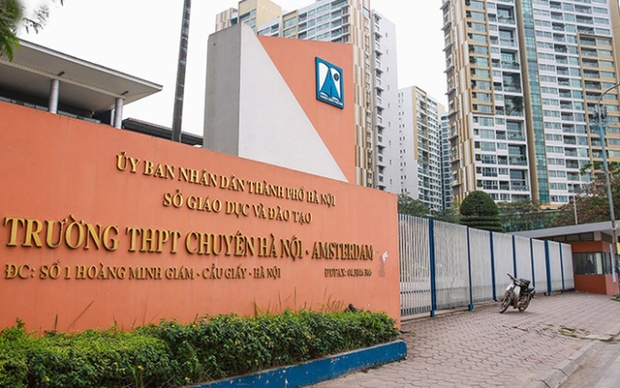 Đây là ngôi trường đứng top 1 về số giải HSQ quốc gia năm nay, từng xếp hạng trường cấp 3 đỉnh nhất Việt Nam! - Ảnh 1.