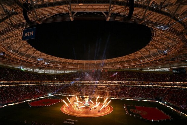 Tuyển Việt Nam tiếp đón Nhật Bản trên sân World Cup, Ronaldo chứng kiến nước mắt hận thù