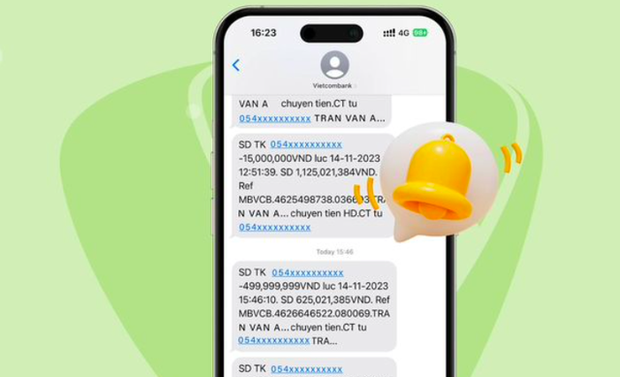 Vì sao ngân hàng đồng loạt đổi cách tính phí SMS Banking? - Ảnh 1.