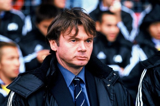 Chuyện cuối tuần: HLV quái đản Troussier và hành trình chinh phục chức vô địch Asian Cup 2000