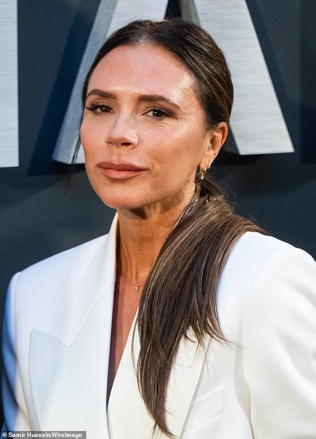 Victoria Beckham bị buộc tội nói dối