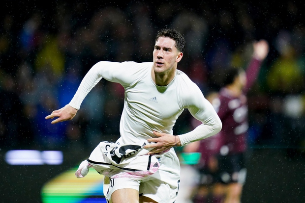 Kết quả bóng đá hôm nay 8/1: Barca giành chiến thắng căng thẳng, PSG hủy diệt đối thủ 9-0