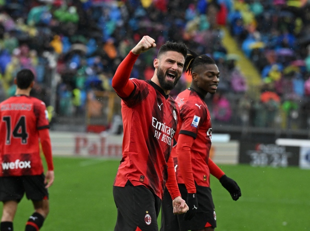 Kết quả bóng đá hôm nay 8/1: Barca giành chiến thắng căng thẳng, PSG hủy diệt đối thủ 9-0