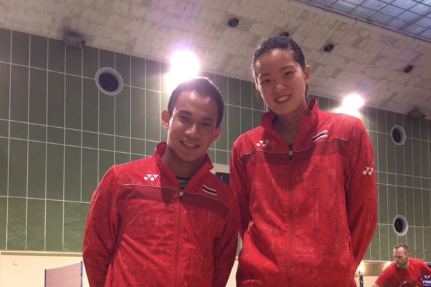 Nhà vô địch thế giới hẹn hò cùng bạn gái với sự chú ý đến chiều cao vượt trội