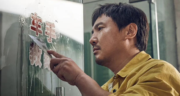 Siêu phẩm mới chiếu 6 giờ đã thu 1.000 tỷ, ẵm điểm cao nhất dịp Tết nhờ dàn cast đẹp trai lại diễn đỉnh - Ảnh 3.